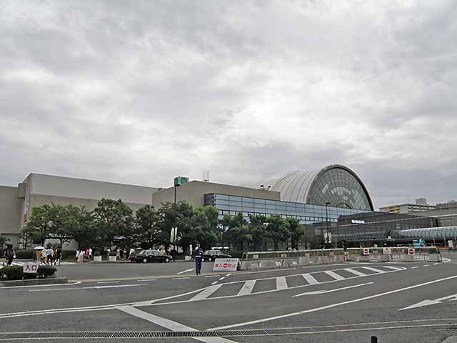 インテックス大阪玄関