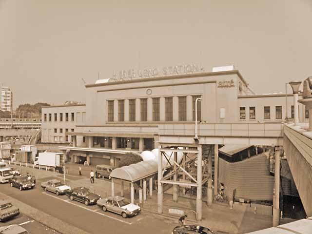 昭和八十八年の上野駅。