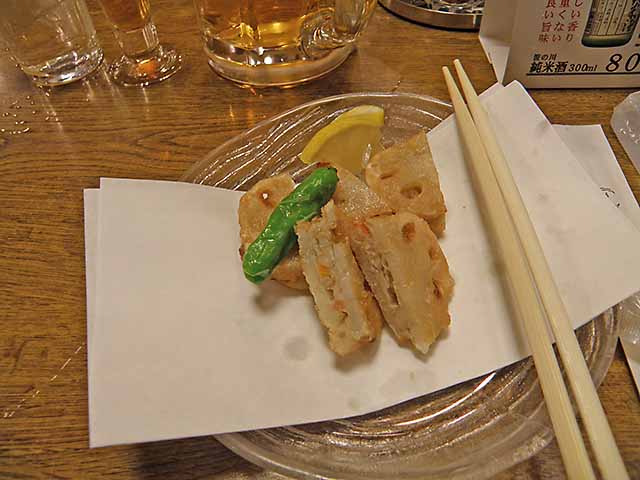 レンコンのはさみ揚げ。