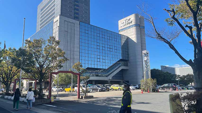 京都バルスプラザ